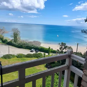 Pleine Vue Au Bord De La Binic